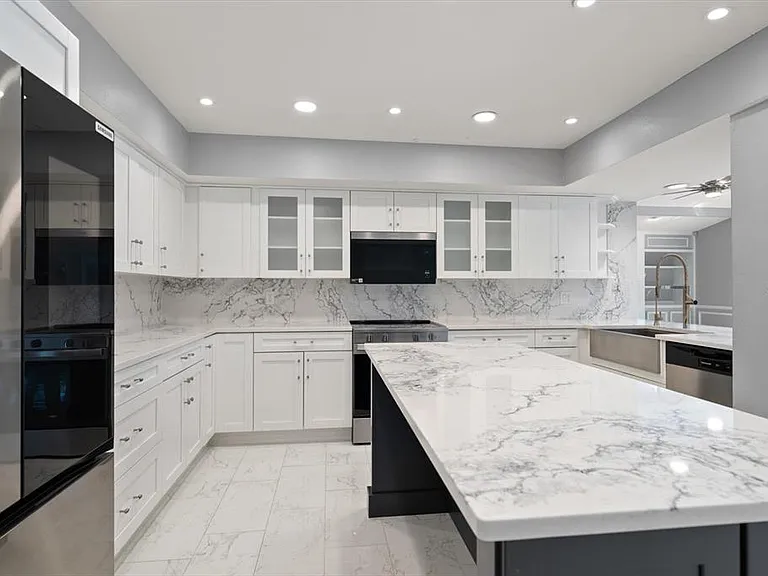 13903 Oberlin Manor Way — Photo 16