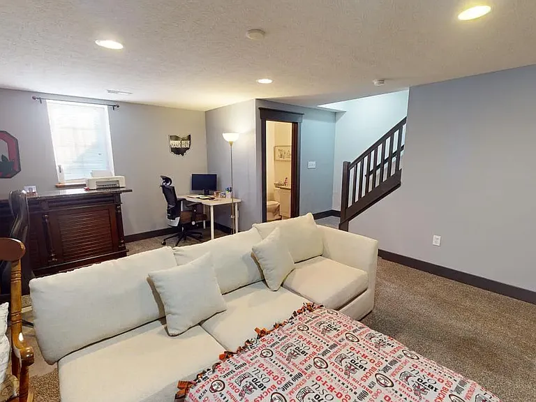 5942 Central College Rd — Photo 16