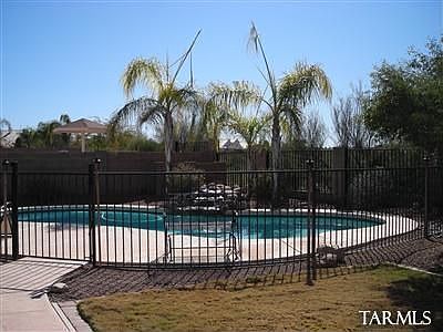 1st image of 884 S Lucinda Dr