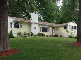 521 S Benita Blvd, Vestal, NY 13850