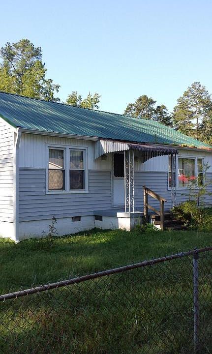 1st image of 62 Cherry Ln