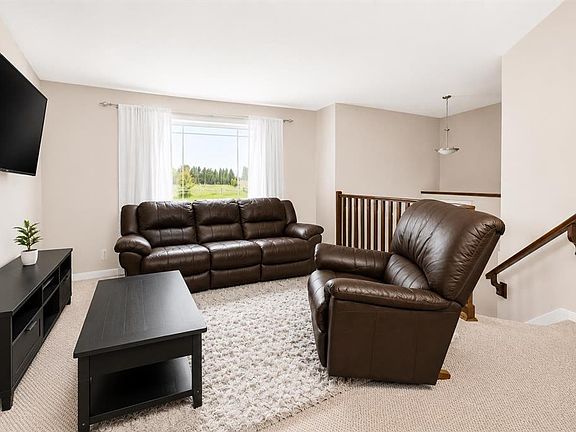 4th image of 336 N Kingston Dr