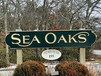 195 Falmouth Rd APT 4F, Mashpee, MA, 02649