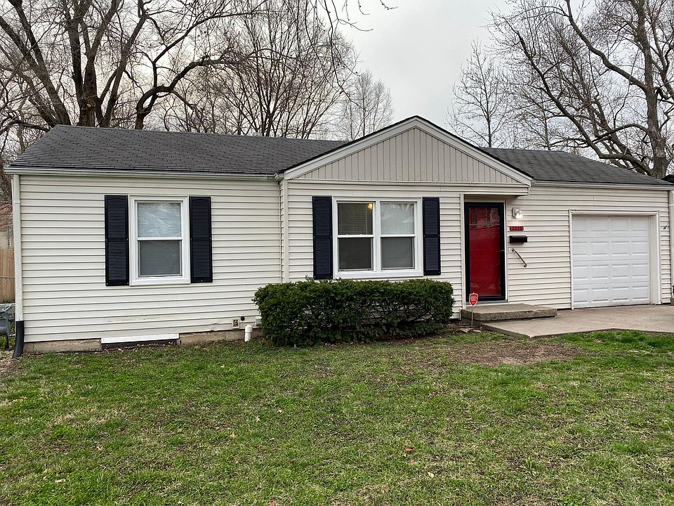 1st image of 3020 S Norton Ave