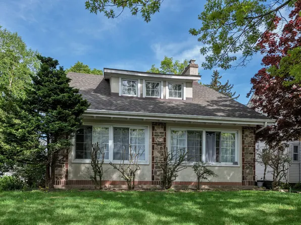 211 Kenilworth Rd, Ridgewood, NJ 07450