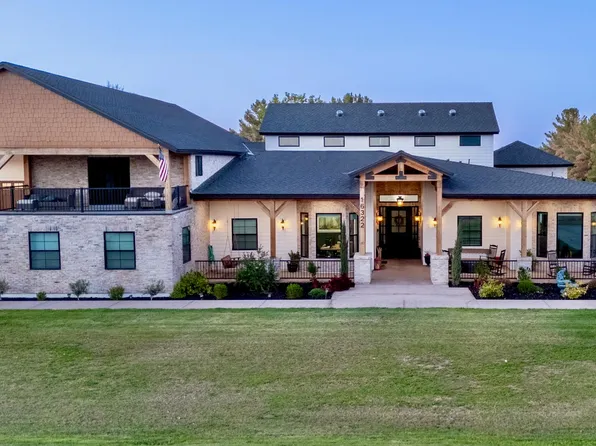 16322 E FAIRVIEW Street, Gilbert, AZ 85295