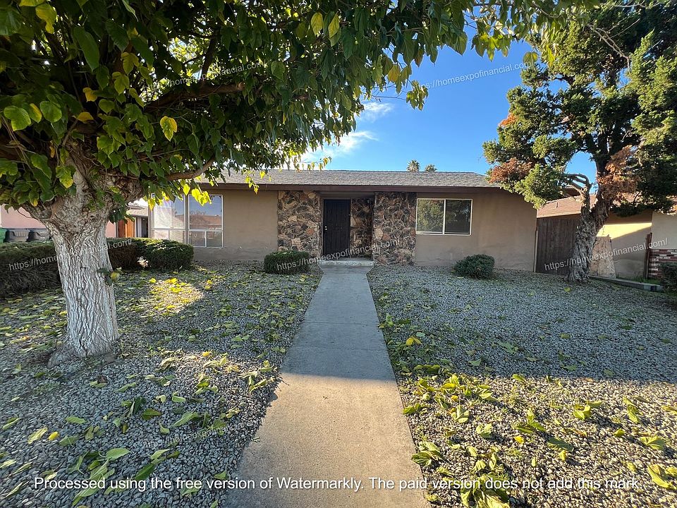 1st image of 41069 Alder Ave