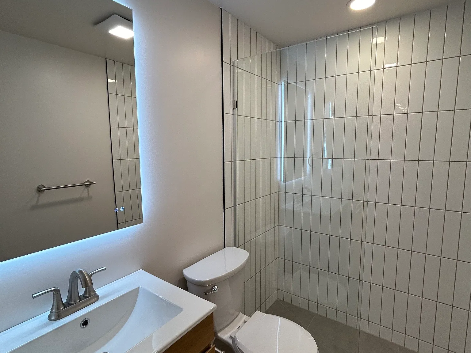2 bed, 950 sqft, $1,700 — Photo 1