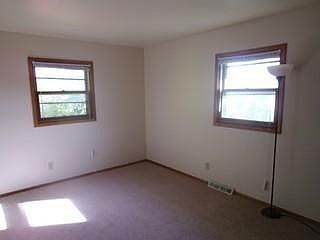 5th image of 615 Brasted Pl