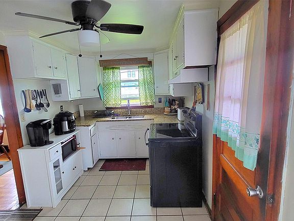 5th image of 6 Bircher Avenue