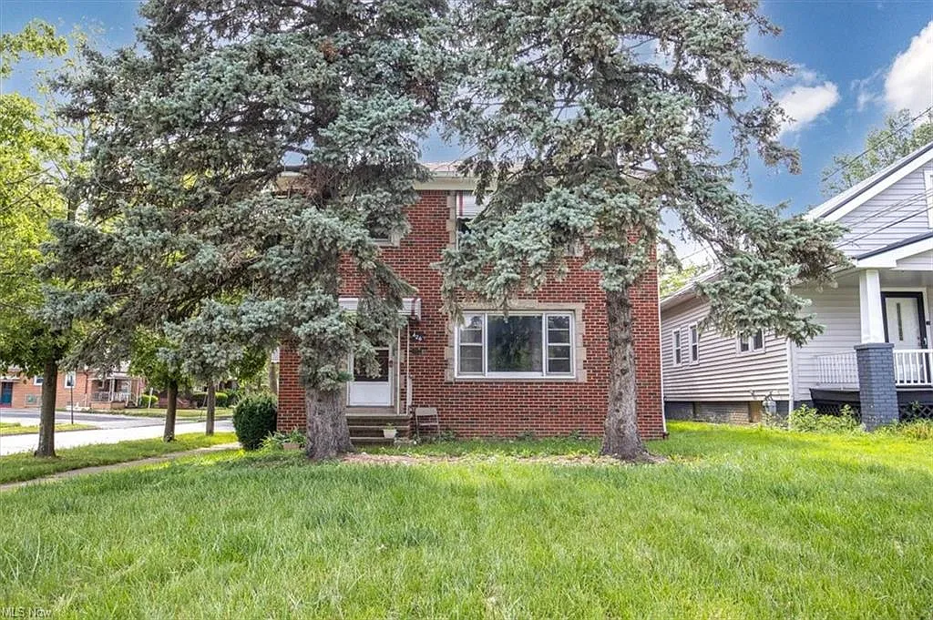 426 E 200th St, Euclid Oh 44119 - Pph - Dn — Photo 1