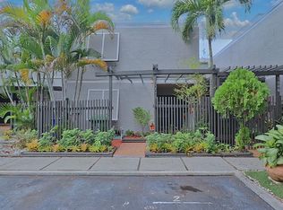 1600 NW 113th Way, Pembroke Pines, FL 33026
