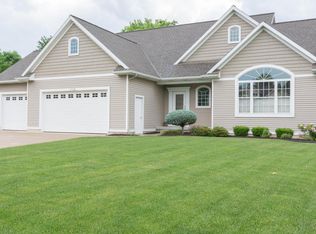 7364 Whistlewood Dr SW, Byron Center, MI 49315
