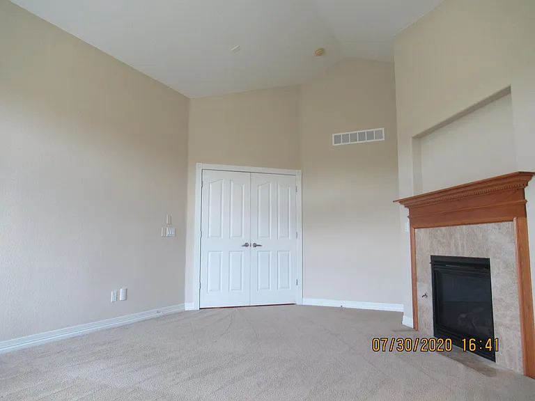 26834 E Mineral Dr — Photo 59