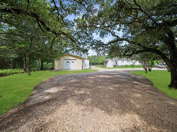 3rd image of 1168 Hattermann Ln