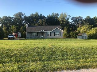 5149 Sportsman Rd, Waterloo, IL 62298