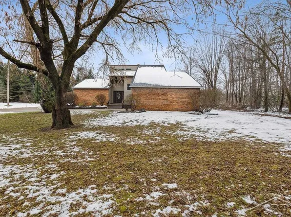 428 Sproll St, Hemlock, MI 48626