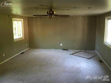 2nd image of 1446 S Packard Ave