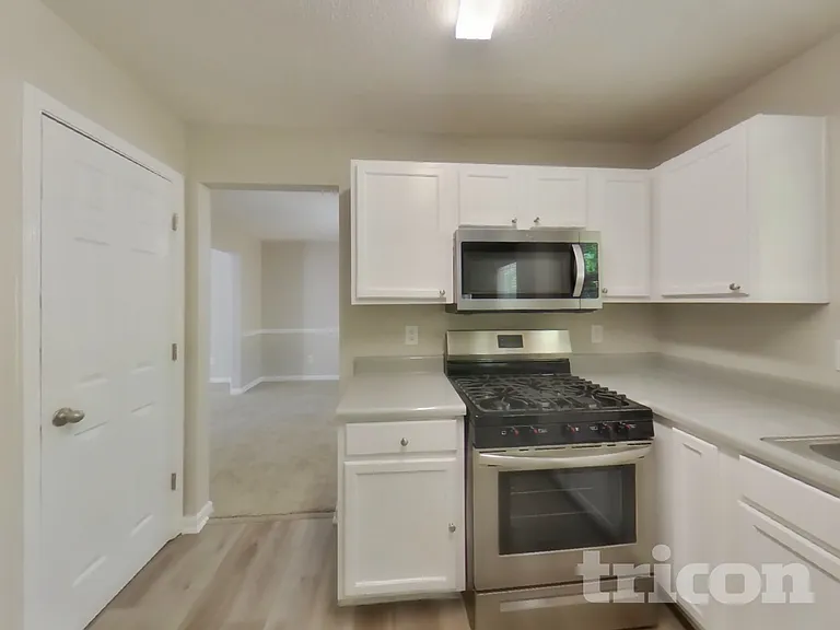 2035 Reflective Waters Rd — Photo 7