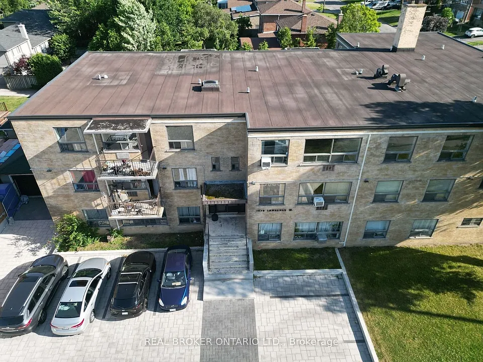 1079 Lawrence Ave W #101