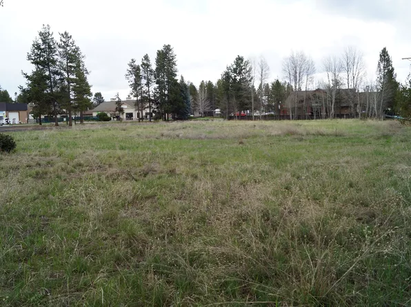51555 Old Main Ct, La Pine, OR 97739
