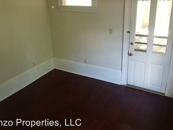 3rd image of 122 N Alexander St