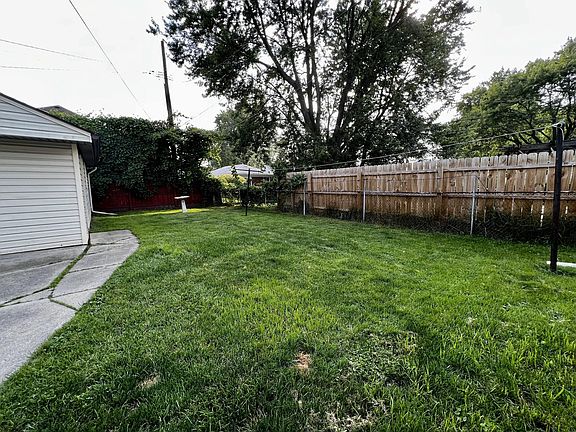2nd image of 21716 Alger St