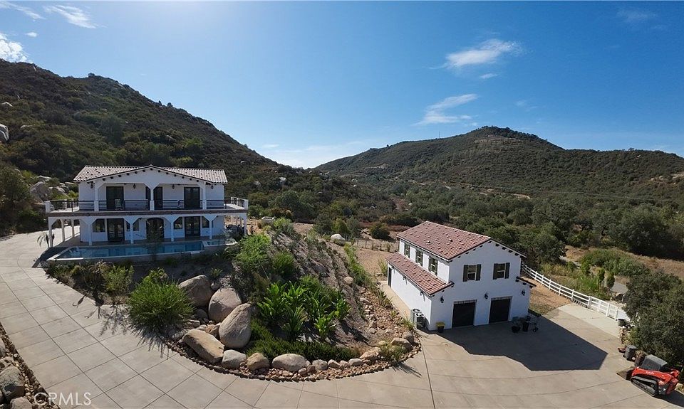1st image of 18124 Viejo Rd