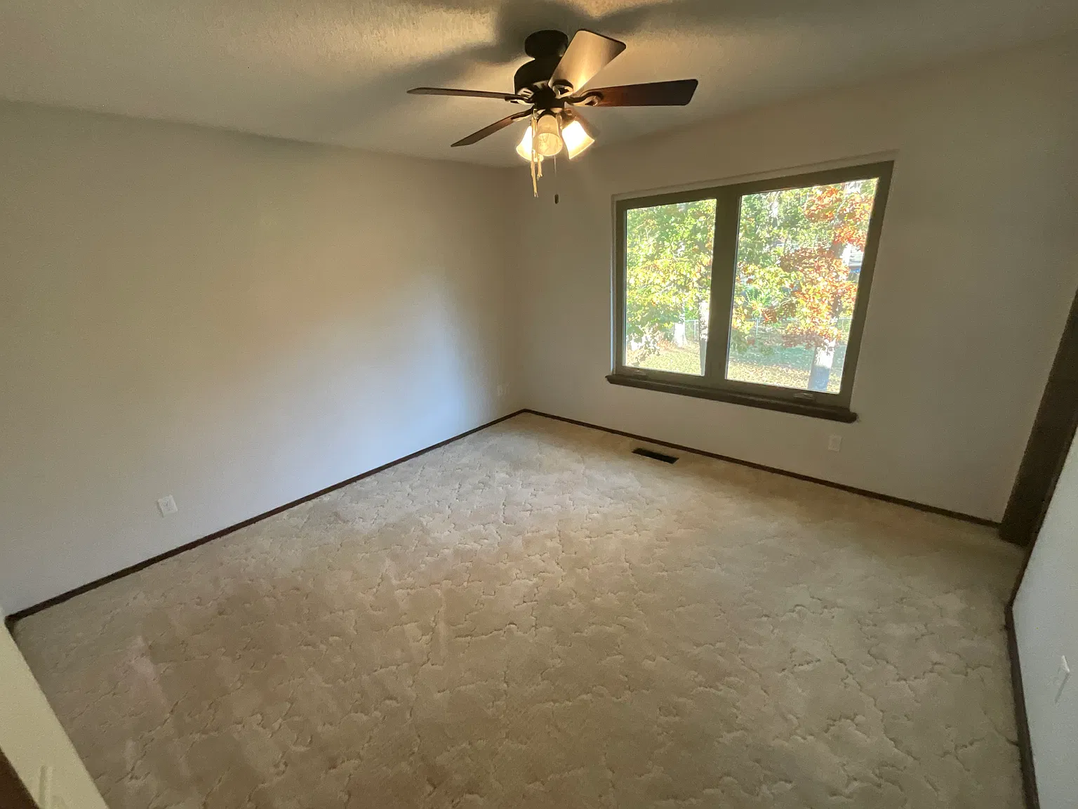 2 bed, 1262 sqft, $1,200 — Photo 4
