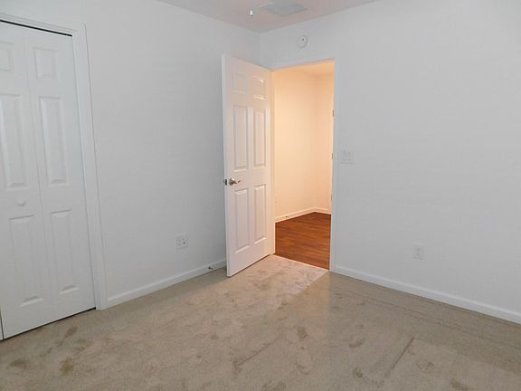 2nd image of 2013 Mazzio Ln