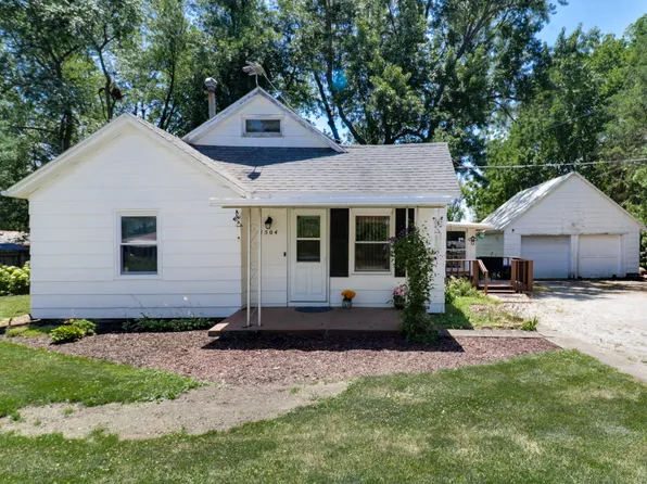 1504 W Graham St, Bloomington, IL 61701