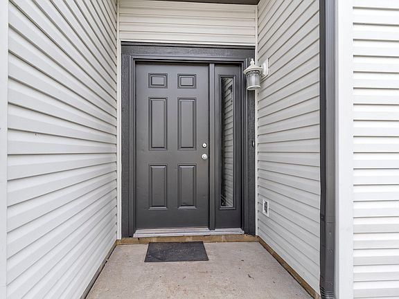 4th image of 12267 Brangton Dr