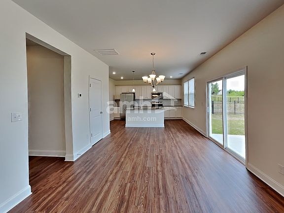 5th image of 151 Hazel Park Dr