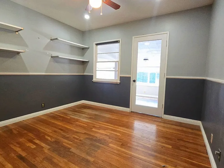 726 N Foxdale Ave — Photo 18
