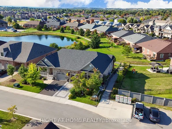 126 Kingsmere Cres, New Tecumseth, ON L9R 0K8