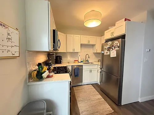 351 E 8th St #1 Photo 1
