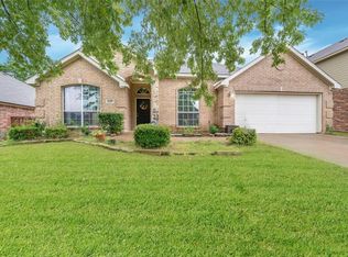 1607 Monte Carlo Dr, Mansfield, TX 76063