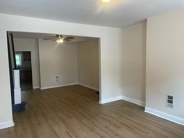 4 bed, 1620 sqft, $2,200 — Photo 3