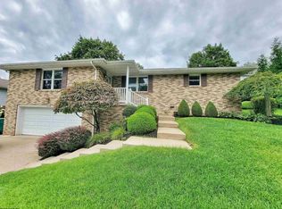 115 Valley Dr, Bridgeport, WV 26330