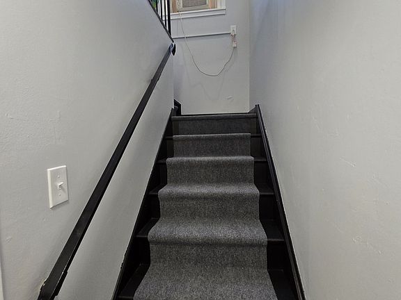 4th image of 1906 Monongahela Ave APT 4