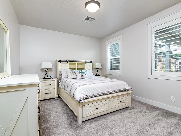 3280 S Sedgebrook Ln — Photo 15