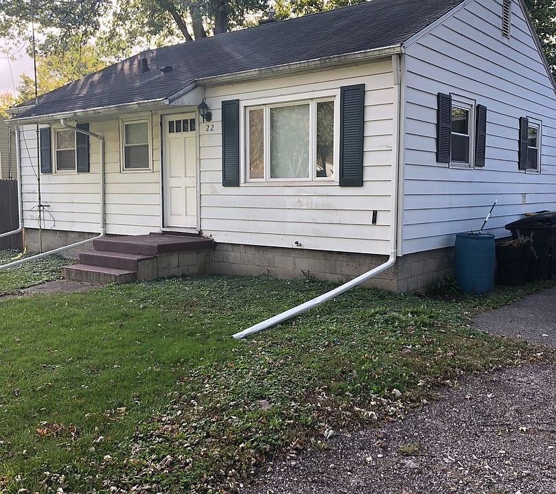 1st image of 22 Meadow Ln