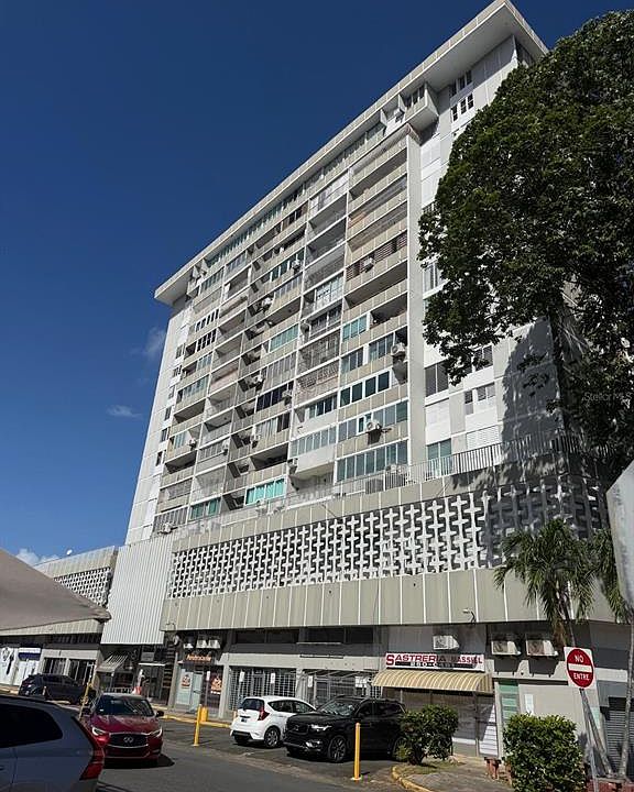 1st image of 500 Avenida Munoz Riv #404
