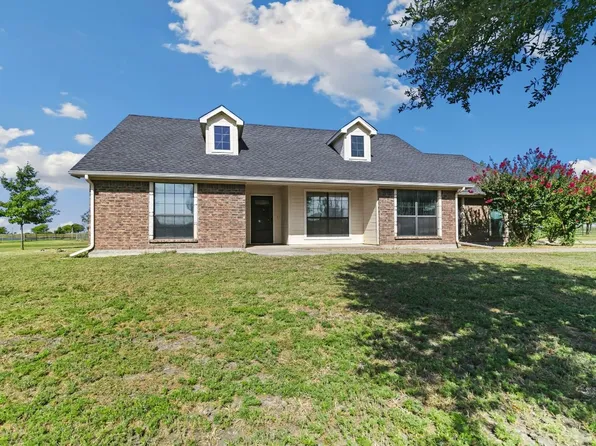 111 Harli Dr, Trenton, TX 75490