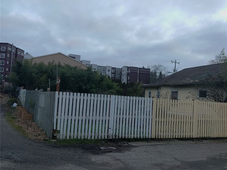 1st image of 3011 S Estelle Street