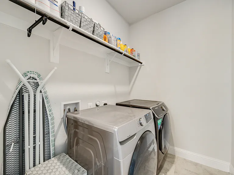 1524 Buckthorn Rd — Photo 13