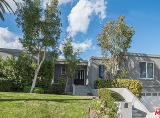 3659 Beverly Ridge Dr, Sherman Oaks, CA 91423