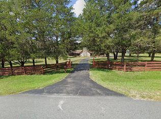 7 Meadow Wood Dr, Ocala, FL 34482