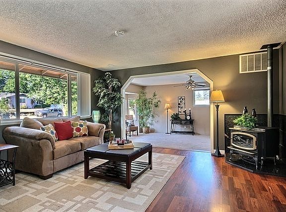 5th image of 21502 121st Street Ct E