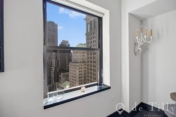 Sold by DE TILLY REAL ESTATE | media 7